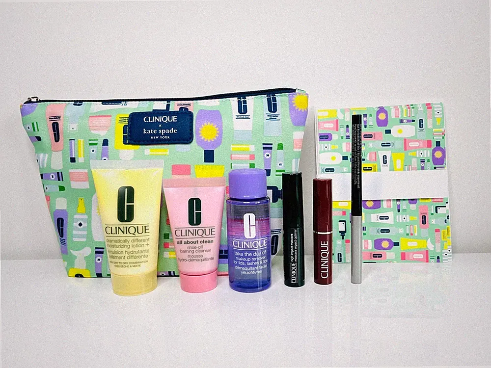 Clinique 8 Piece Kate Spade Gift Set ~ Cleanser, Lotion, Quickliner, Lipstick