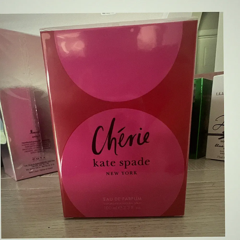 kate spade new york Chérie Eau de Parfum Spray Regular Size 3.3 fl oz