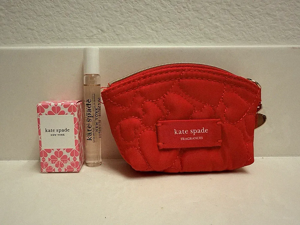 Kate Spade New York Eau de Parfum Mini Travel Spray & Red Pouch Gift Set